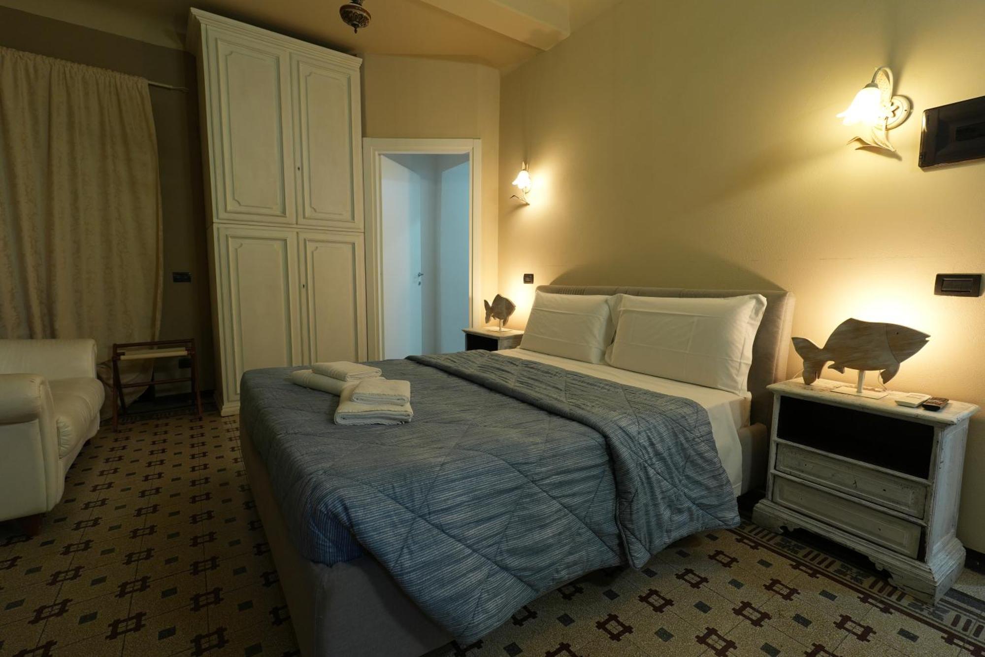 White Lerici Otel Dış mekan fotoğraf