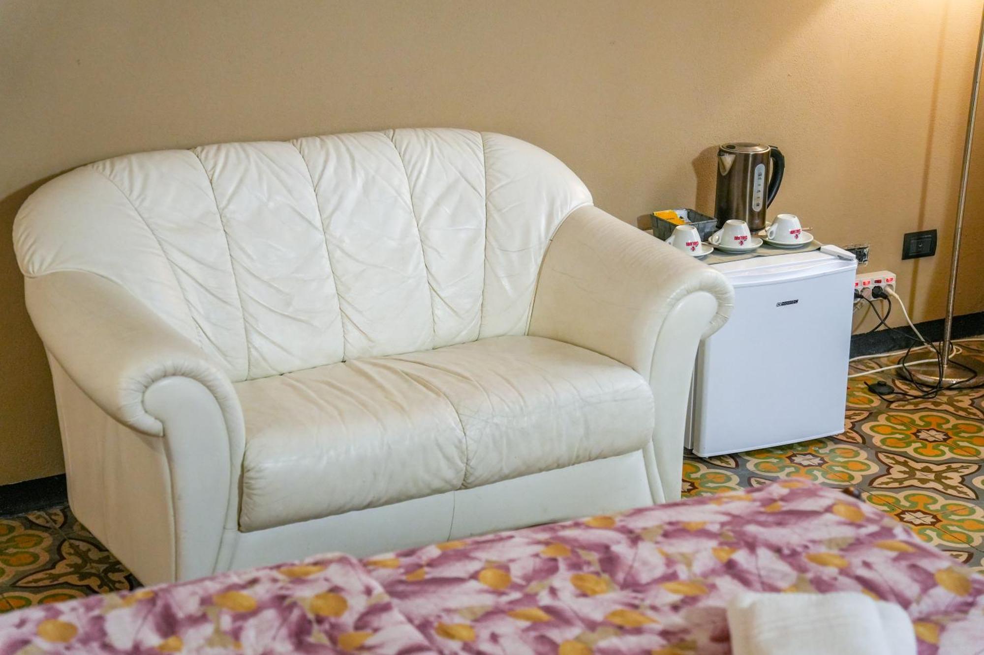 White Lerici Otel Dış mekan fotoğraf